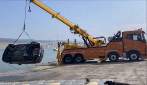 Un cabriolet tombe à l’eau à la base nord du Touquet