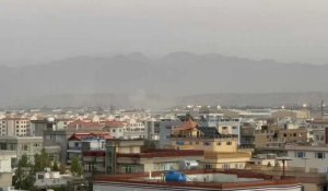 Afghanistan: fumée et poussière dans le ciel après l'explosion près de l'aéroport de Kaboul
