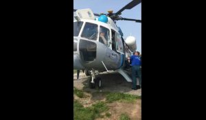 Envoi de secouristes après la chute d'un hélicoptère transportant des touriste dans l'Extrême-Orient russe