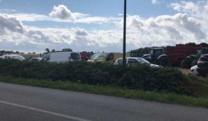 VIDÉO. Agriculteurs et élus du Morbihan mobilisés ce mercredi contre l’installation illégale de caravanes