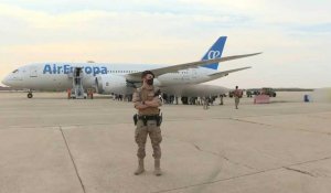 Espagne: un avion avec des évacués afghans arrive à l'aéroport de Torrejon de Ardoz