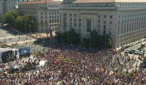 Avortement: des milliers de personnes réunies à Washington DC avant de rejoindre la Cour suprême
