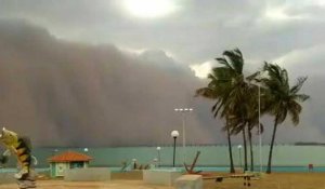 Une gigantesque tempête de sable bloque l'horizon au Brésil