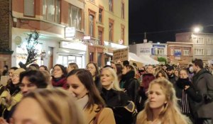 Près de 1.300 personnes marchent contre les violences sexuelles au Cimetière d'Ixelles