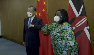 Le chef de la diplomatie chinoise rencontre son homologue kényane à Mombasa