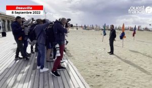 VIDÉO. Shooting photo sur la plage pour le réalisateur Ruben Östlund au Festival de Deauville