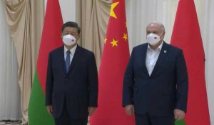 Le président chinois Xi rencontre le dirigeant bélarusse Loukachenko