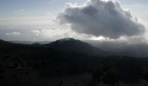 À La Palma, l’éruption du volcan Tajogaite attire les touristes