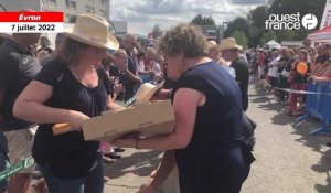 VIDÉO. Le record du monde du plus long sandwich de rillettes battu en Mayenne