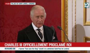 Royaume-Uni: Charles III proclamé roi prend la parole face au conseil d'accession