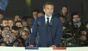 "Ce vote m'oblige", dit Macron aux électeurs ayant fait barrage au RN