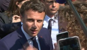 A Cergy, premier bain de foule d'Emmanuel Macron depuis sa réélection