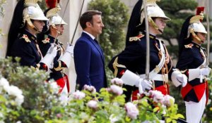 Réinvesti, Emmanuel Macron promet "une France plus forte" et "une planète plus vivable"