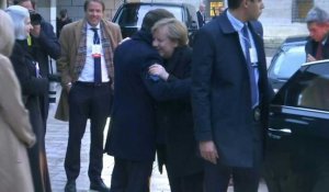 Macron accueille Merkel à Beaune pour faire ses adieux à la France