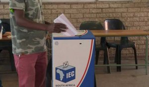 Les bureaux de vote ouvrent en Afrique du Sud pour les élections municipales