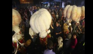 Kermesse de la bière à Maubeuge: les Gilles mettent l'ambiance