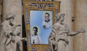 Eglise catholique : le pape proclame 10 saints dont 3 Français