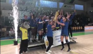 Handball : les filles de Saint-Amand célèbrent le titre de championnes et la montée en Ligue féminine