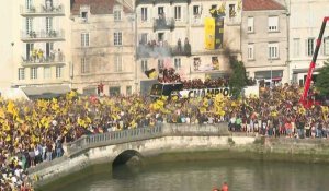 La Rochelle fête le sacre européen de ses rugbymen sur le Vieux port
