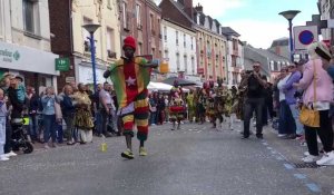 Le carnaval reprend sa route pendant les fêtes Rabelais de Chauny