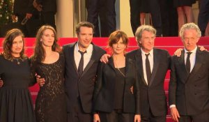 Cannes: l'équipe du film "Mascarade" de Nicolas Bedos sur le tapis rouge