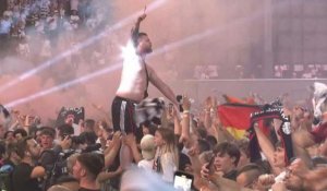 Ligue Europa: Des milliers de fans cél7brent la victoire de Francfort