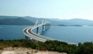 La Croatie inaugure le pont de Peljesac et désenclave une partie du pays