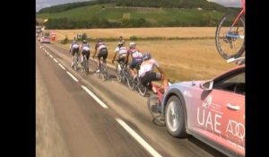 Tour de France Femmes : À deux doigts de se faire écraser, la championne d’Espagne Mavi Garcia...
