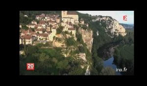 Saint Cirq Lapopie : village préféré des Français 2012