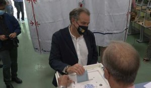 Régionales: vote de Renaud Muselier à Marseille