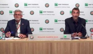 Roland-Garros 2021 - Gilles Moretton et Nicolas Escudé : "Depuis 3 mois environ, nous travaillons, notre objectif était Roland-Garros et nous savions que l'on allait subir"