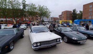 Dunkerque : rassemblement de voitures anciennes.