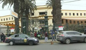 Covid: scène devant un hôpital du Pérou, qui a le plus haut taux mondial de décès