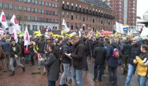 Pays-Bas: manifestation a Rotterdam contre les mesures sanitaires