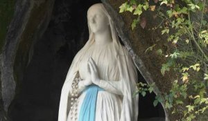 A Lourdes, des milliers de fidèles au rendez-vous pour la réouverture de la grotte