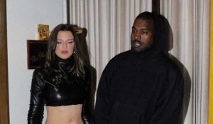 Julia Fox souhaite que Kanye West et Kim Kardashian arrangent leurs différends