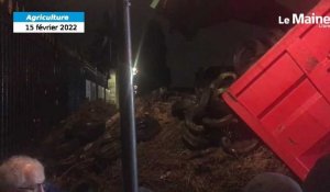 VIDÉO. Manifestation au Mans : les agriculteurs déversent des pneus et du fumier devant la préfecture