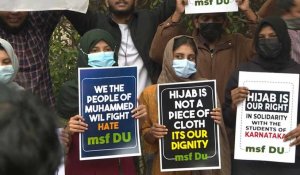 Manifestations contre l'interdiction du hijab en classe en Inde