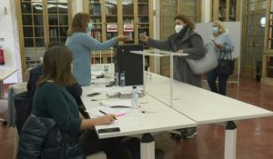 Elections législatives anticipées au Portugal: les bureaux de vote ouvrent à Lisbonne