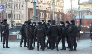 Forte présence policière avant un rassemblement à Moscou contre l'invasion de l'Ukraine