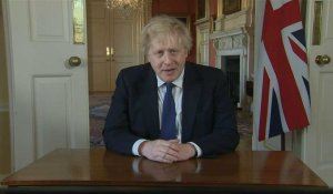 Le Premier ministre britannique Johnson qualifie le président russe Poutine de "dictateur"