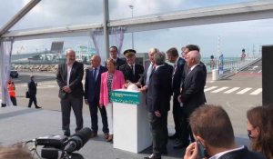 Inauguration du port de Calais : des cornes de brume résonnent