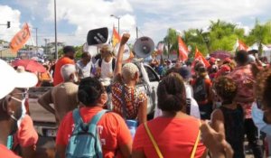 Troisième jour de blocage en Martinique