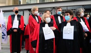 La justice au bord du précipice : reportage devant la cour d'appel de Reims