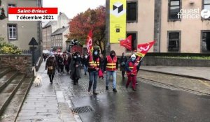 VIDÉO. À Saint-Brieuc, salariés du secteur social et médico-social manifestent 