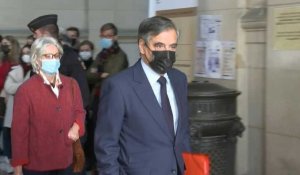 Soupçons d'emploi fictif: François Fillon arrive à son procès en appel