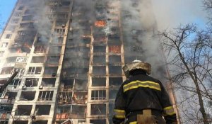 Kyiv : nouvelles frappes russes contre des immeubles d'habitation