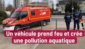 Un véhicule prend feu et crée une pollution aquatique