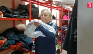 Lot : à 87 ans, elle saute en parachute pour soutenir Valérie Pécresse