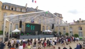 France : Jean-Michel Jarre et Marc Cerrone à l'Elysée pour la fête de la musique